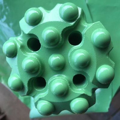 Punte di perforazione ritrattabili della roccia del bottone del tagliente del centro di goccia di applicazione del foro di Straigh