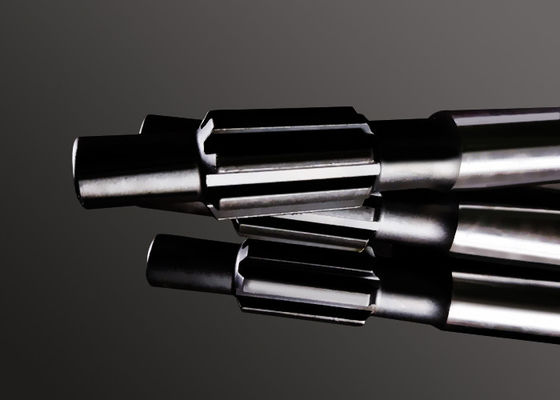 Pezzo fucinato infilato dell'adattatore dello stinco del pezzo di martello pneumatico che elabora con il materiale del carburo