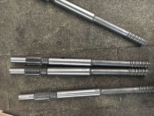 Barre notevoli di lunghezza 690mm dell'adattatore dello stinco del trapano T38 per il martello pneumatico di Furukawa HD609