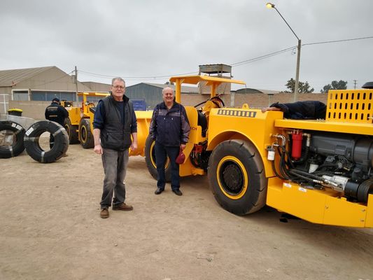 Colore idrostatico di giallo di volume della macchina 1m3 del caricatore trasportatore ribaltabile della pompa 1CBM